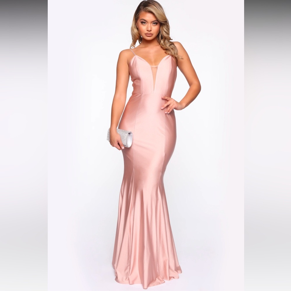 “FASHION NOVA” Let’s Tango Mermaid Maxi Dress